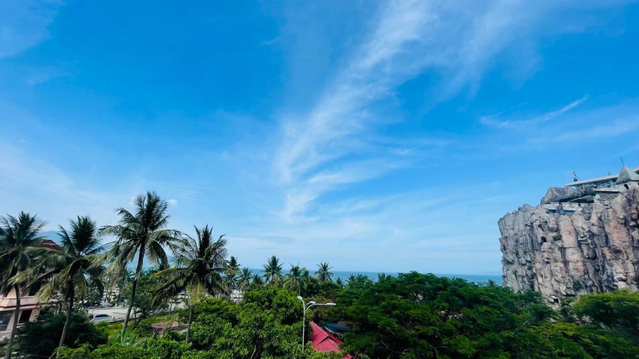 Familia Beach Home Дананг Екстер'єр фото